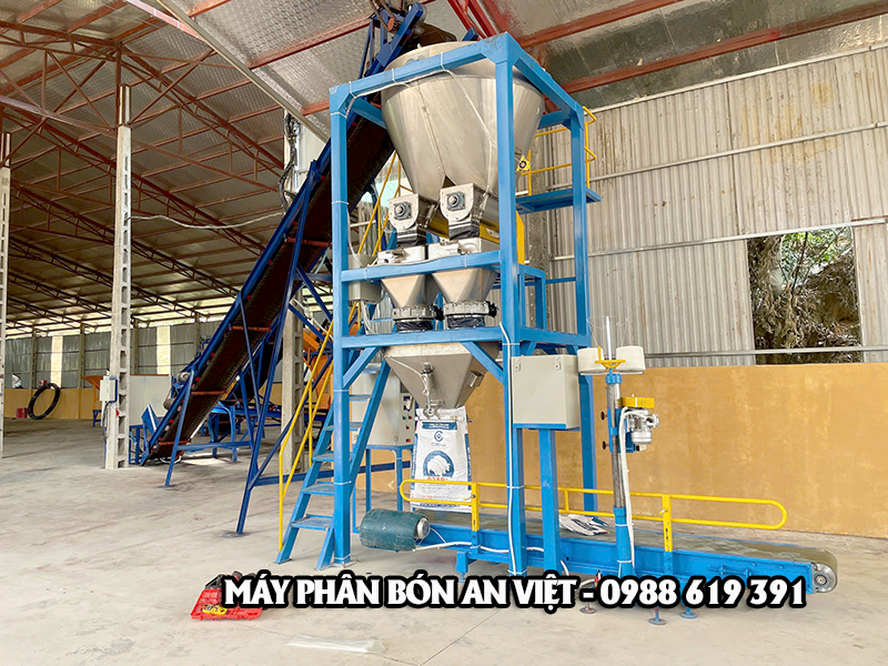 Lắp đặt cân đóng bao phân bón hữu cơ 3-5 tấn/giờ tại Tuyên Quang